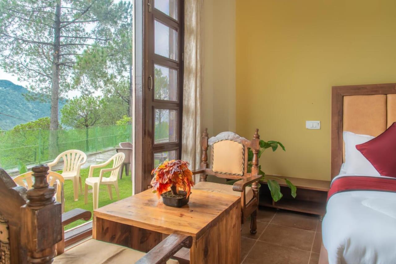 Host Jatin Kasauli Pine Villa 7Oi827O7O3 Eksteriør billede
