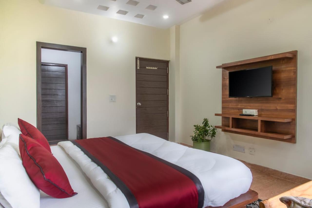 Host Jatin Kasauli Pine Villa 7Oi827O7O3 Eksteriør billede
